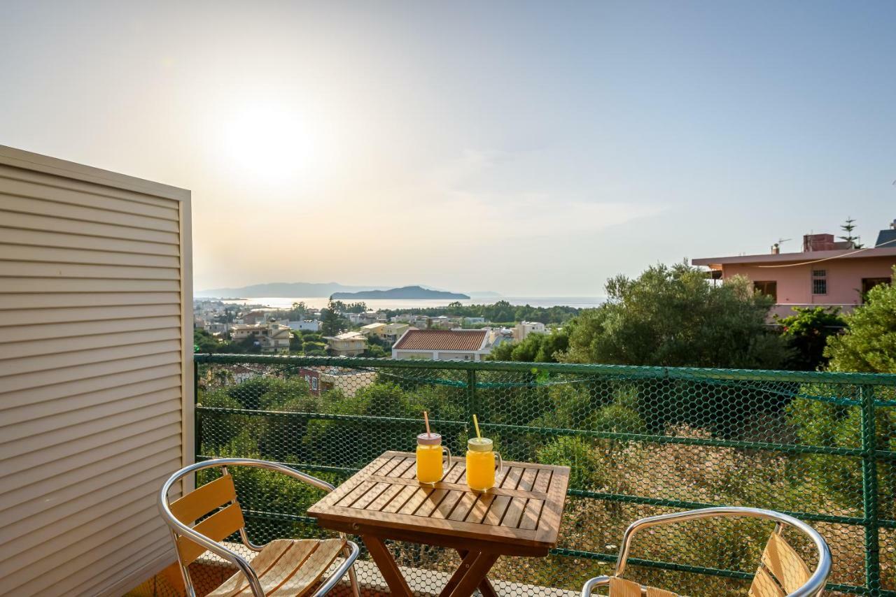 Golden Beach Hill Apartments 加藤-达拉特索 外观 照片
