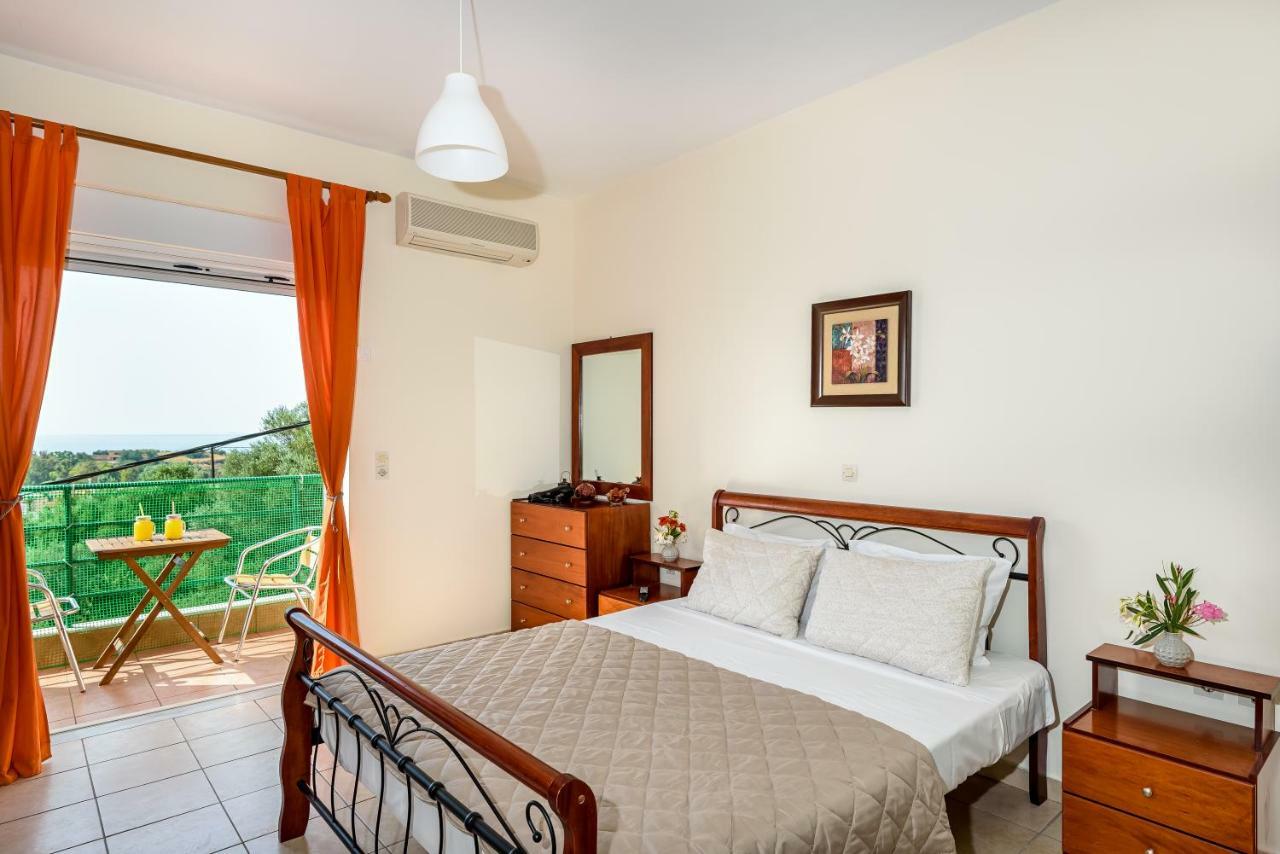 Golden Beach Hill Apartments 加藤-达拉特索 外观 照片
